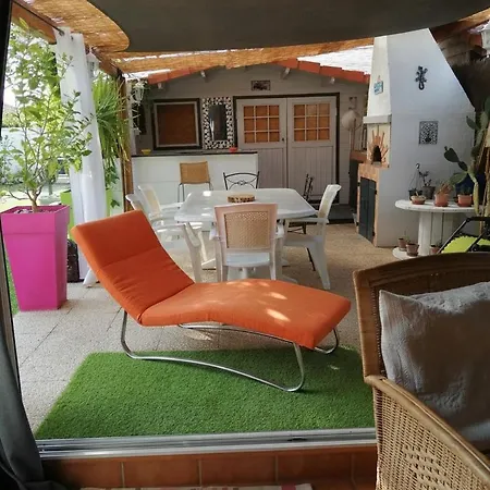 D'hotes Le Clos De La Presle 4*