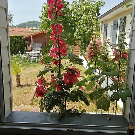 Frühstückspension D'hotes Le Clos De La Presle 4*